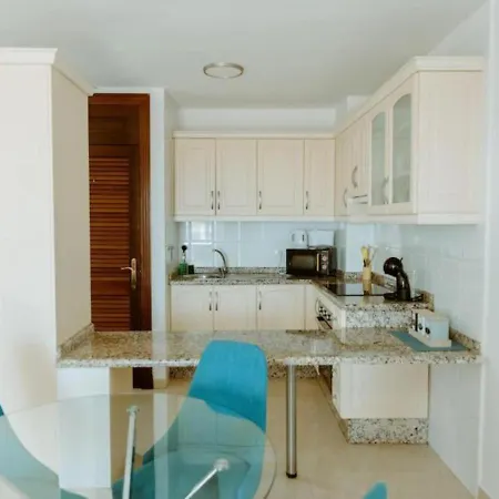 Seaview 2 Bedroom Play Paraiso Pool & Wifi In