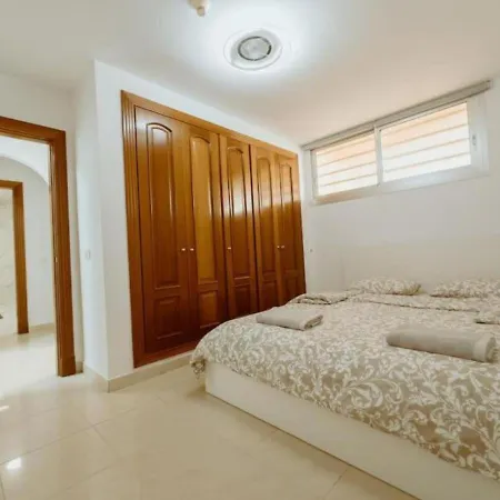 Seaview 2 Bedroom Play Paraiso Pool & Wifi In 公寓