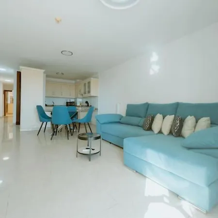 Seaview 2 Bedroom Play Paraiso Pool & Wifi In 公寓