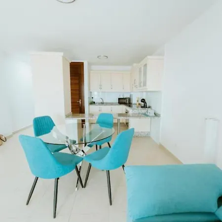 Seaview 2 Bedroom Condo Play Paraiso Pool & Wifi *