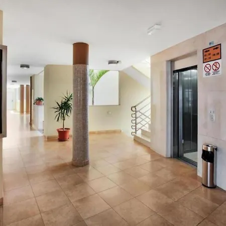 Seaview 2 Bedroom Play Paraiso Pool & Wifi In Apartamento