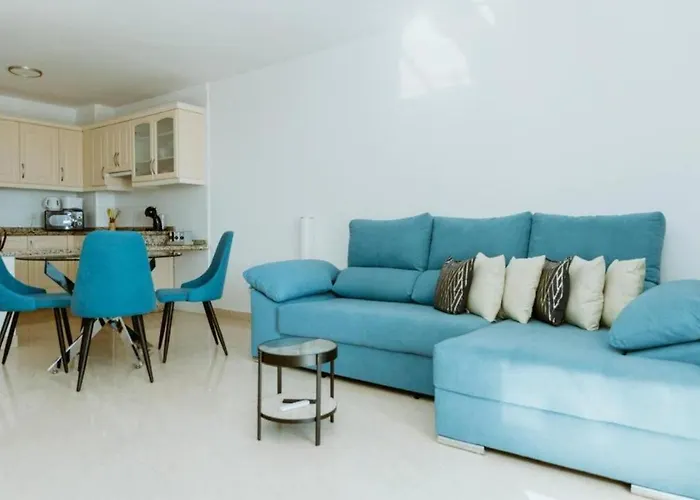 Seaview 2 Bedroom Play Paraiso Pool & Wifi In Costa Adeje (Tenerife)