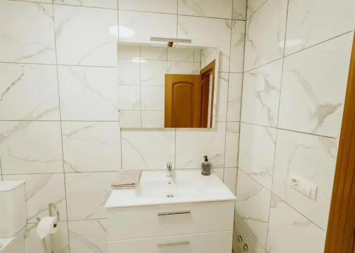 Seaview 2 Bedroom Play Paraiso Pool & Wifi In Costa Adeje (Tenerife)