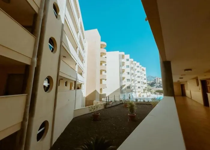 Seaview 2 Bedroom Play Paraiso Pool & Wifi In * Costa Adeje (Tenerife)
