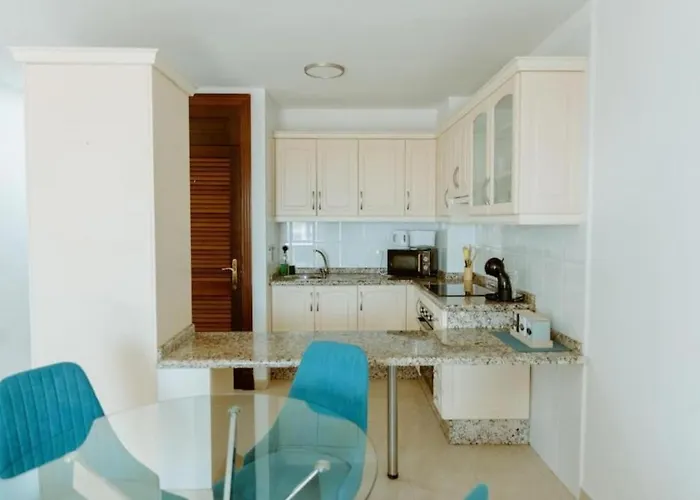 Seaview 2 Bedroom Play Paraiso Pool & Wifi In