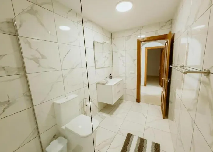 Seaview 2 Bedroom Play Paraiso Pool & Wifi In *