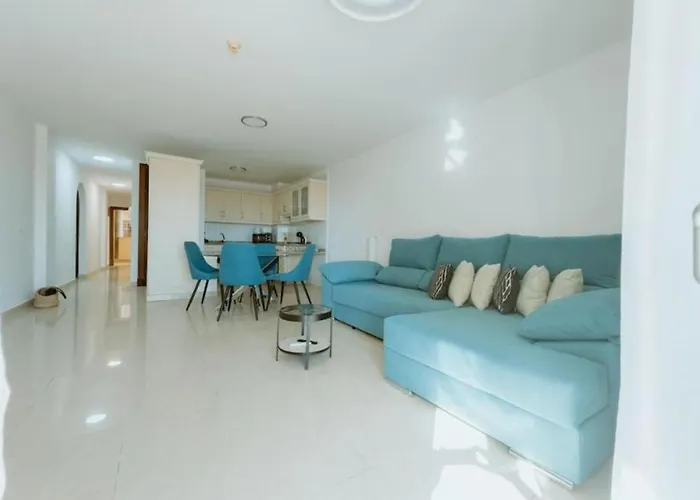 Seaview 2 Bedroom Play Paraiso Pool & Wifi In Apartamento